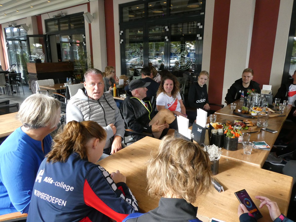 Alfacollege's tweet photo. Van alle locaties lopen we vandaag mee met de Imaginerun van de @Hartstichting. Mooi initiatief waar we ons graag aan verbinden. #vitaal #fitforlife #wandelen #hardlopen #imaginerun #shareeverystep https://t.co/R8ApaKeyaR