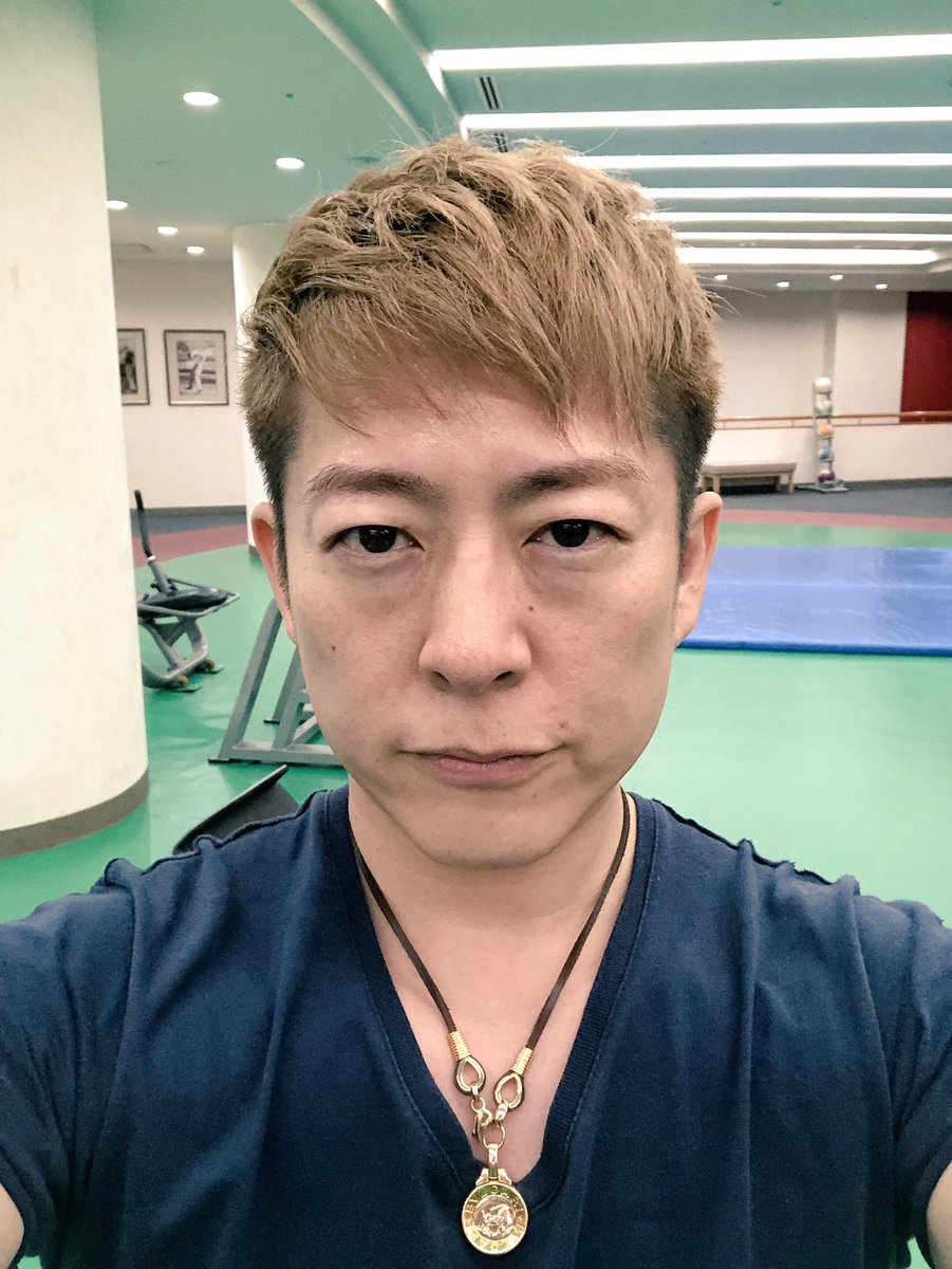 志戸哲也 on X: 写メやと金髪っぽく見えるなー 実物は結構綺麗な色やと思う👍  しかしマイルで取ってたから変更できたけど普通に買ってたら大分痛いな・・ てかまだ22時！？ 暇暇暇暇暇暇ひまひまひまひまひまひー！！  t.coKcR3r0tNdI  X