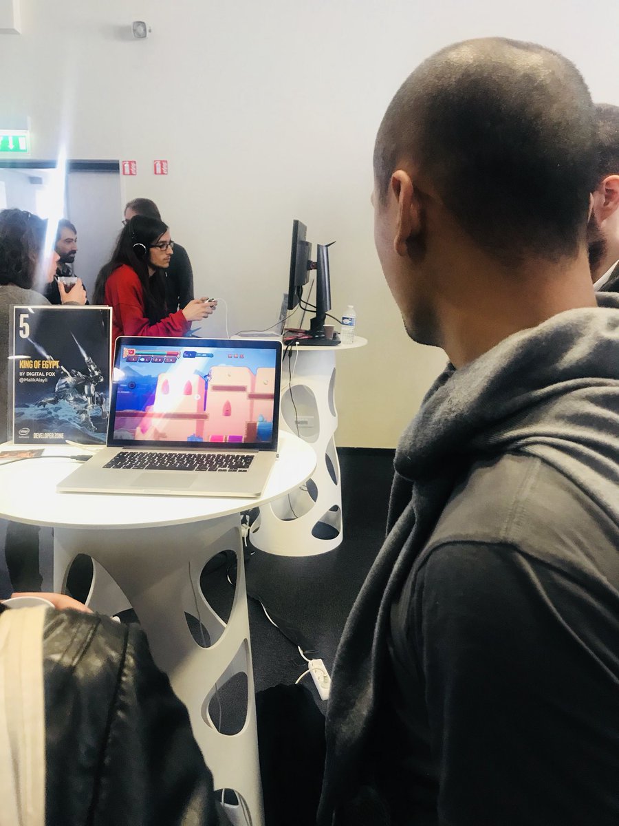 BeMyAppFR's tweet photo. Still time to vote for dev showcase at https://t.co/vJZVdibeFG then add #BUZZ18 - voting ends at 5pm! #buzzworkshop @intelsoftware #gamedev #indiegames https://t.co/mAYVxX4vgc