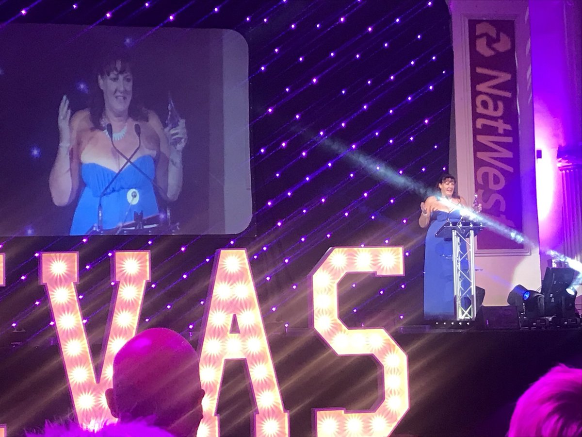 tweetstreetlife's tweet image. Massive congratulations to our CEO, @Janehugotweets on being named “outstanding woman of the year” at the #EVAS2018 #Evafever 🎉🎉🍾