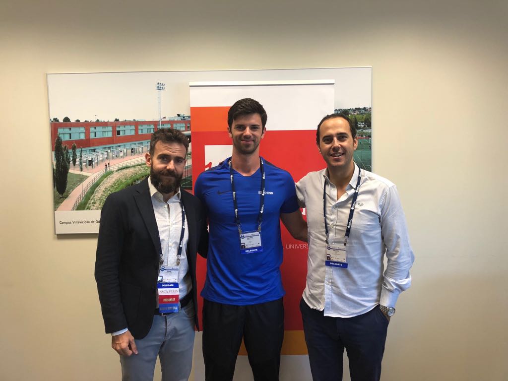 Khinn_app's tweet photo. Los fundadores de la @NSCASpain nos han contado cuál es la evolución del sector del #entrenamiento físico en España en una entrevista que podrás ver muy pronto al completo en nuestra plataforma de #formaciónonline @Academove #ICNSCA18 https://t.co/bUBUgxO9MX