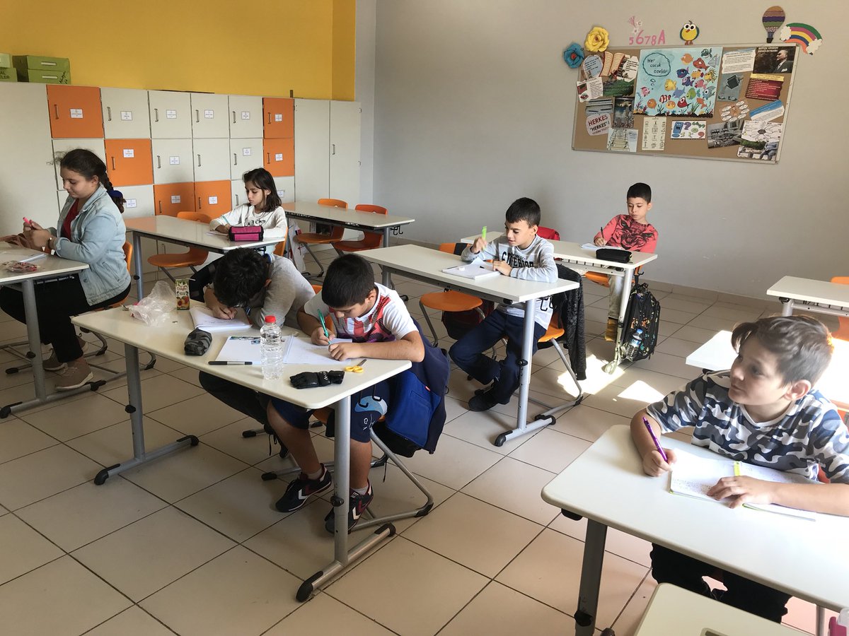 melikegncuzuner's tweet image. #WeekendCourse Vibes🤓👀🖖🏻📚📝 @tbmumcu @akadiroz41 @GPiranoglu @AliRizaLule @DogaBasiskele #Learnenglishwithdogaschools