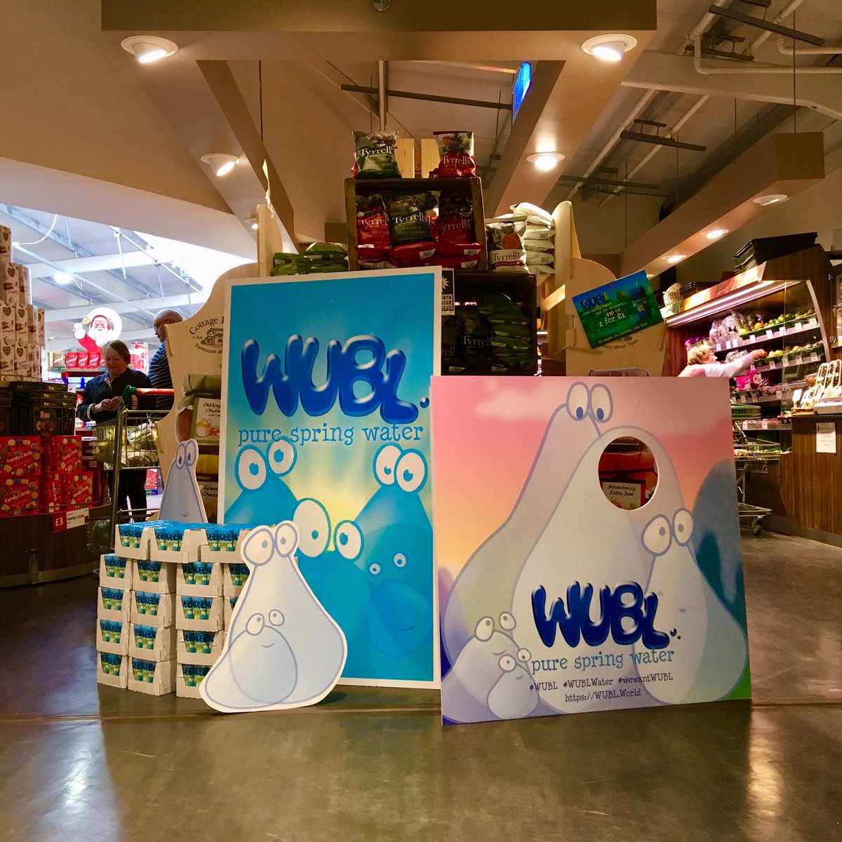 wublworld's tweet photo. Why hello @LongacresGC in #bagshot #WUBL has landed for some Saturday #hydrating 💦 #fun with #parents and #kids 🎉 because life is better when you WUBL! https://t.co/Ps7gDg6Nlj