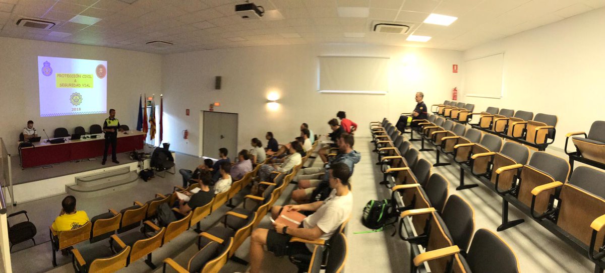 protecivilvlc's tweet image. Seguim amb els findes formatius. Estem a @ajvila @ajvilamarxant i @AjuntamentVLC. #formaciovlc #alteucostat #prevencionvlc