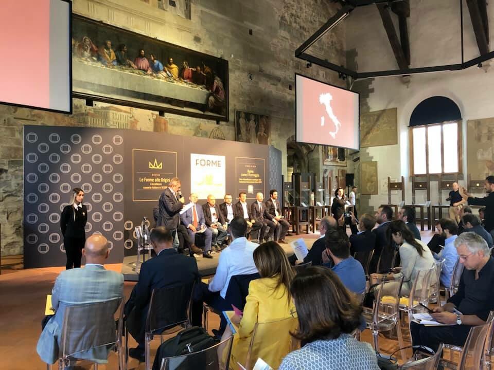 Pronti per la seconda giornata di #Forme : in città alta mercati, degustazioni, laboratori e incontri. Alle 12.30 vi aspettiamo da palazzo terzi con <a href="/VatySuvimol/">Vatinee Suvimol</a> <a href="/saygoodITA/">saygood</a> <a href="/carlanegri8/">carla negri</a> <a href="/EmanuelaCavo/">Emanuela Cavo</a> <a href="/TurismoBergamo/">Visit Bergamo</a> @cciaabg <a href="/savona_marta/">Marta Savona</a> #ftb #foodandlaw