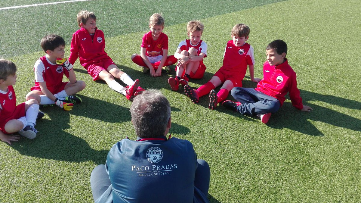 Comenzamos otro Sábado más lleno de partidos donde demostrar las ganas que tenemos de aprender! ⚽😍
