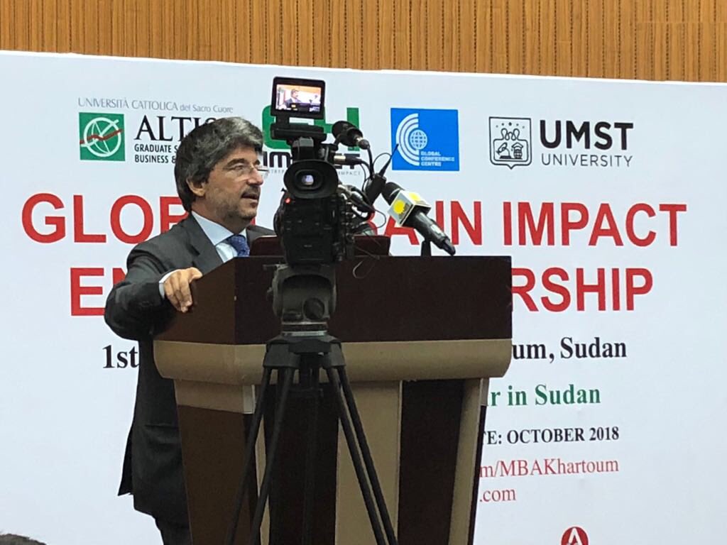 ItalyInSudan's tweet photo. #Italosudanese #MBA in #GlobalEntrepreneurship launch in #Sudan. @FabrizioLobasso, #Ambassador of #Italy to #Khartoum addressing to young #sudanese entrepreneurs: โdream big, dream wide but most of all dream of the better #Sudan you are contributing to shapeโ! @E4Impact https://t.co/CV7kxNCQTN