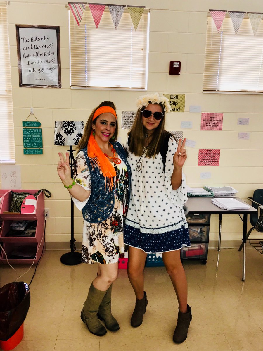 More Decades Day Pictures! I love when student’s participate! She said she wanted us to match our outfits which warmed my heart ❤️  💃🕺🏼✌️☮️ <a href="/UHSTitans411/">Titans News NeTwork</a> @TitanSGA411 <a href="/jrdevito19/">John R. DeVito</a> @JulianFJones <a href="/TreenaMerk/">Treena Merk</a> #UHSHOCO18 #TitansinWonderland