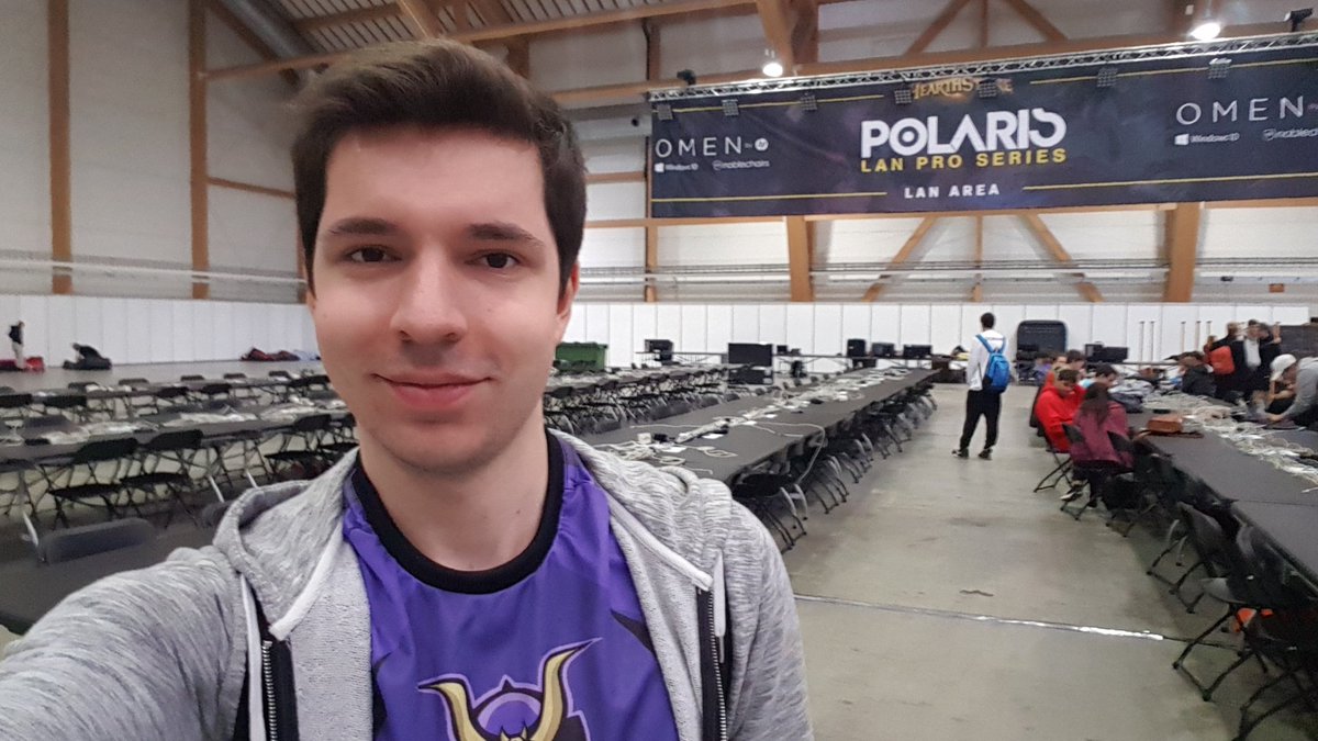 kelman112's tweet photo. Arrived at the @polaris_gg HCT tournament bright and early, ready to pick up some wins! @SenseiOrg https://t.co/Drjd3CerAL