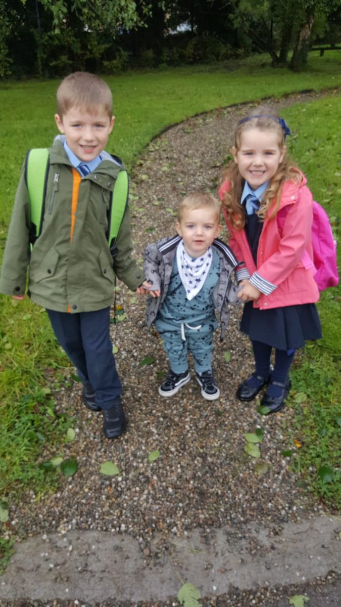 BronaghBarrett's tweet photo. Annie boos first day at school 😘 https://t.co/ipiWBwOXsB