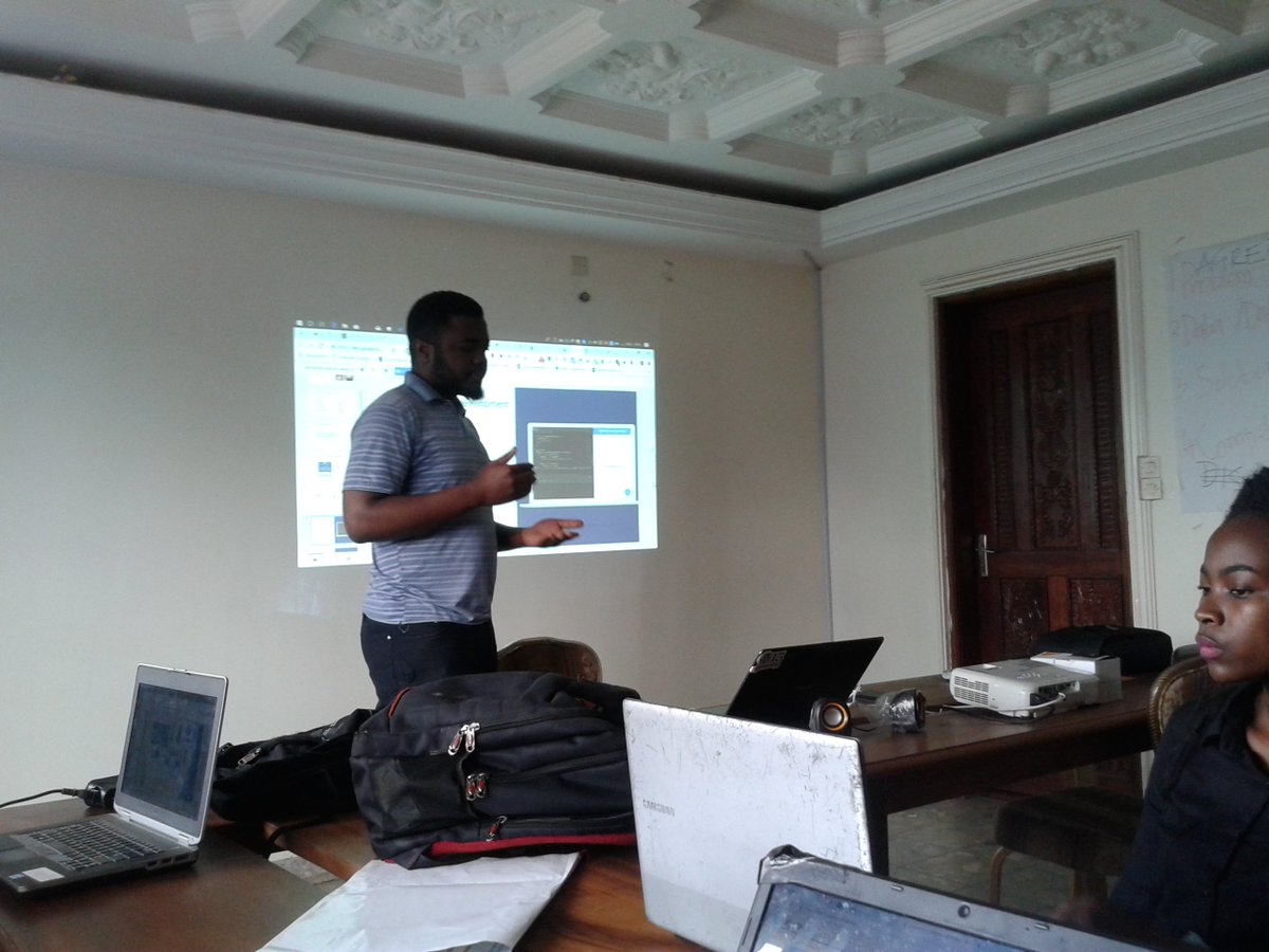 GDGYaounde's tweet photo. Welcome to Flutter Study Jam First part. With @aurelienxavier at @AfroLeadership_ .
#GDGYde
#WTMYaounde
#FlutterStudyJam
#FlutterStudyJamYde
Let's go. https://t.co/XMrVVuDeUe https://t.co/dIdlVt55JT