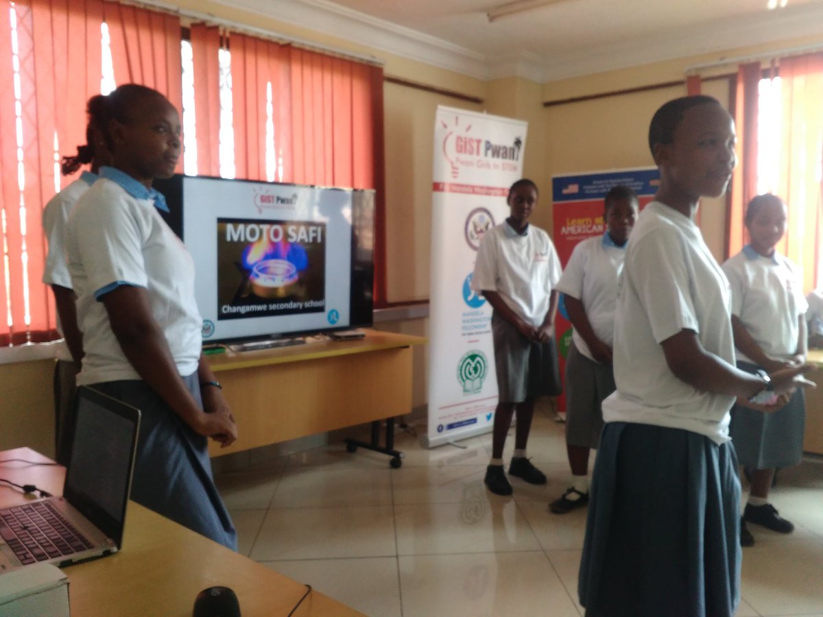 Girls from Changamwe Secondary presenting their STEM Challenge solution at the ongoing #GistPwani innovation workshop. Moto Safi aims to provide ethanol from waste hence addressing #SDG 7. <a href="/USEmbassyKenya/">U.S. Embassy Nairobi</a> <a href="/WashFellowship/">MandelaWshFellowship</a>