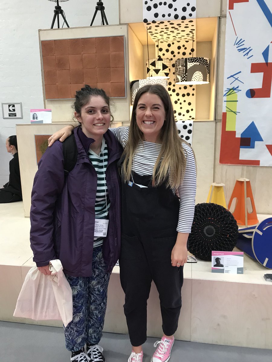 FarrahTextile's tweet photo. Before I upload tent London and 100% design highlights from this time last weekend, just thought I would upload a little throwback of meeting @niaristprints and see her work live. She is going to have such a fantastic future ahead of her. Really lovely to meet you @niaristprints https://t.co/Iw6Cv1hwe7