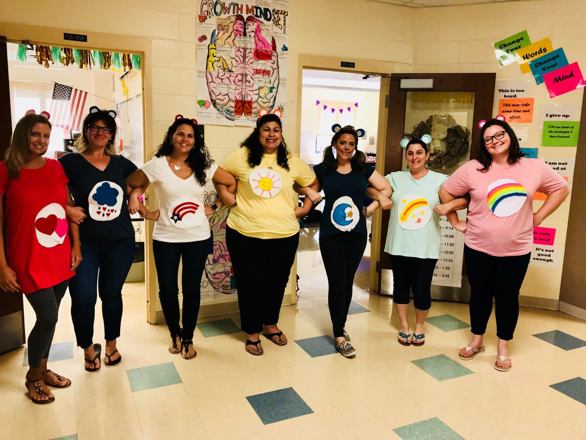ChrissyBeaver2's tweet photo. Cheshire Cat Character Day! 9th Grade ELA Teachers decided to show how much we CARE! #EnglishTeachersCare #uhstitans #HOCO18 #TitansInWonderland #CareBears @UHSTitans411 @TitanSGA411 @jrdevito19 @JulianFJones @HeyMrCarterVCS @jlhughes991 https://t.co/NBIqoRfjDx