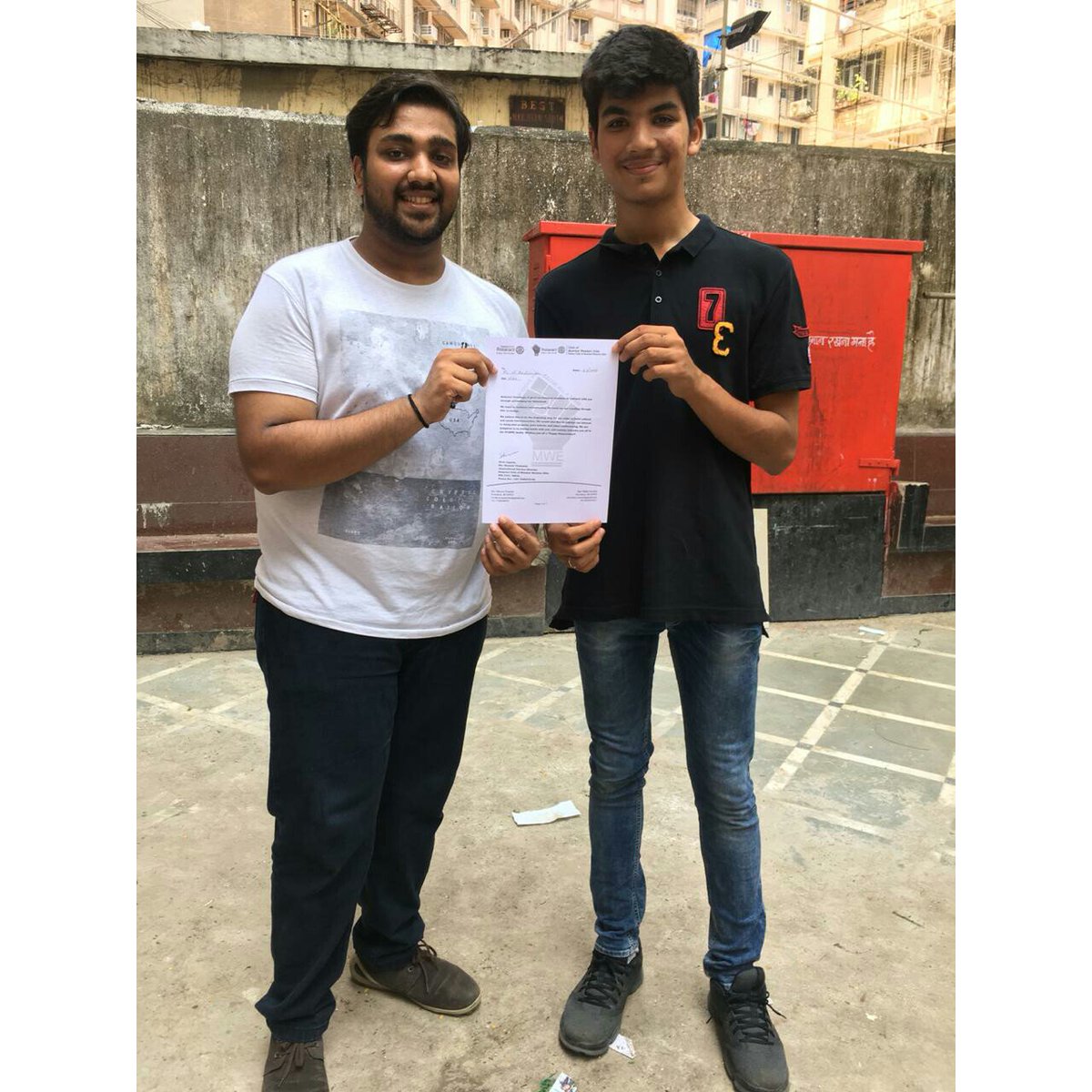 rotaract_mwe's tweet photo. Letterhead exchanges🌸 
1. Rotaract club of Surat Community, RID 3060.
2. Rotract club of Vadodara, RID 3060.
3.Rotract Club Of Krishna Valley Sangli, RID 3170.
4.Rotaract Club of Green City,
RID 3170.
#rotaract #rotary #rotaract3141 #RID3141 #RID3060 #RID3170 #rcmWE https://t.co/EsJWcxAsdm