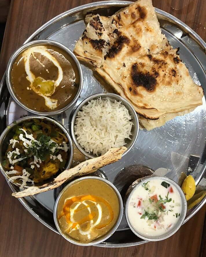 basantdhaba's tweet photo. #basantdhaba #fullthali #foodie #foodstagram #foodphotography #foody #foodlover #love #amazing #dhabadiaries #dhabafood #dhabaindia #dhabalove #dhabastyle #dhaba #dhabaexpress #jaipurhighway #bilaspur #gurugram #haryana https://t.co/6JbhPqRj52