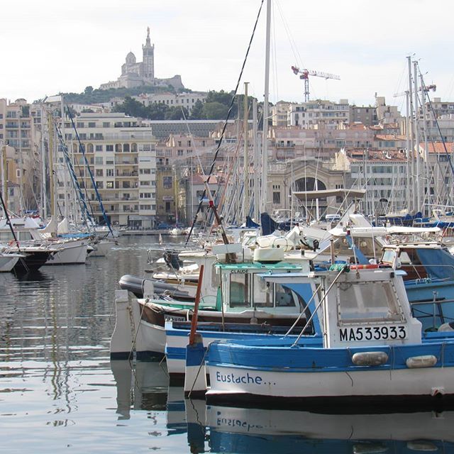 NickVagus's tweet photo. ~ focus on Marseille ~
#architecture #_cotedazur #cityscape #igersmarseille #Marseille  #arquitecturadetalles #urbex_world #citylimitless  #urban_explore #marseillevieuxport #cityview #citywalk #travel #urbanlandscape #photographieurbaine #marina #boats … https://t.co/slUk9hUzCa https://t.co/9kJhiNAdTE