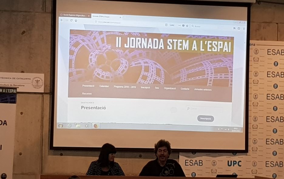 e_x_plorium's tweet image. Avui, l'equip d'#eXplorium s'ha vist obligat a separar-se! Hi ha tantes propostes educatives interessants aquest #dissabte... Ens trobareu a: #stemalespai, #eduDemà a #Barcelona i a #XVJornadaEducacióMatemàtica a #Mallorca. No ens perdem ni una! #compromesos #LleureCientífic