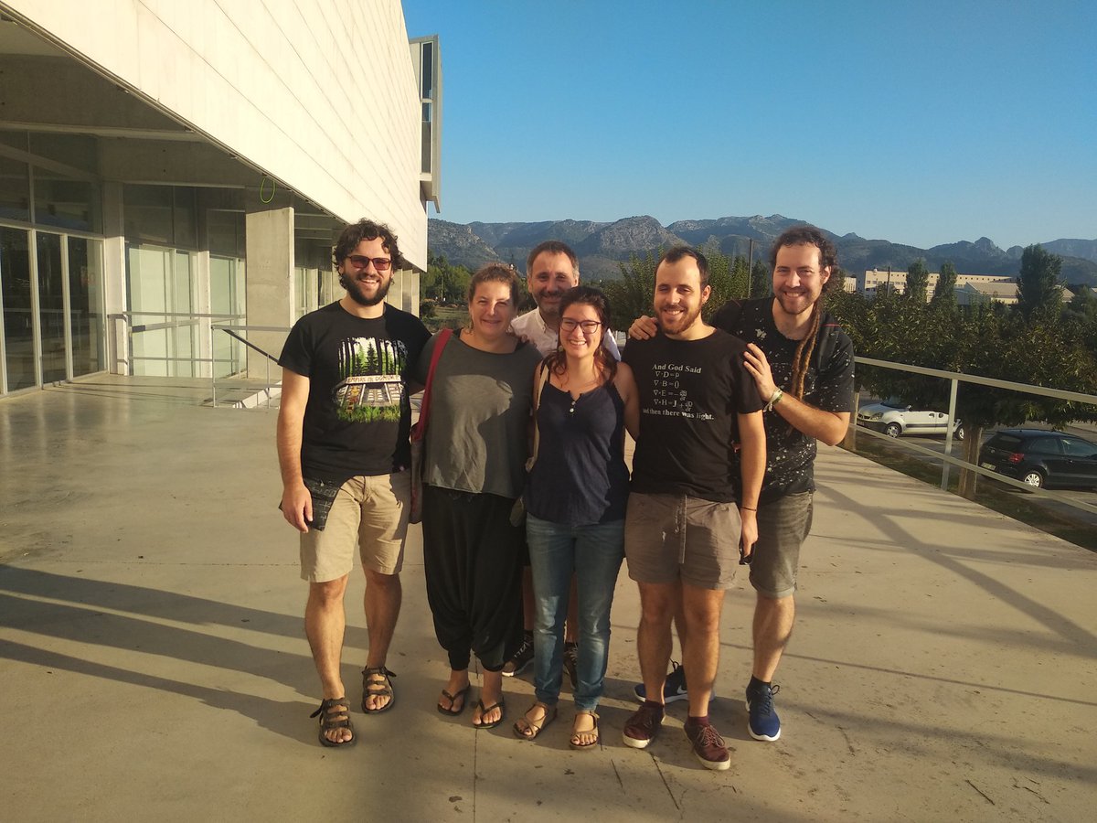 e_x_plorium's tweet image. Avui, l'equip d'#eXplorium s'ha vist obligat a separar-se! Hi ha tantes propostes educatives interessants aquest #dissabte... Ens trobareu a: #stemalespai, #eduDemà a #Barcelona i a #XVJornadaEducacióMatemàtica a #Mallorca. No ens perdem ni una! #compromesos #LleureCientífic