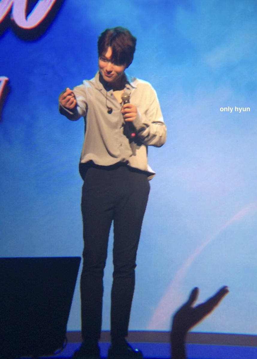 onlyhyun208's tweet photo. 키다리 오빠😍😍😍
#Infinite #인피니트 
#엘 #김명수 #명수 
#KimMyungSoo #MyungSoo https://t.co/6czPOV4wRX