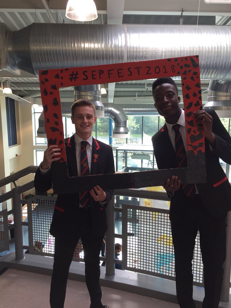 BHSeptemberfest's tweet photo. Septemberfest getting off to a good start!! #YOTYP2018 #sepfest2018 @BroHighOfficial https://t.co/bdAgPbkFP1