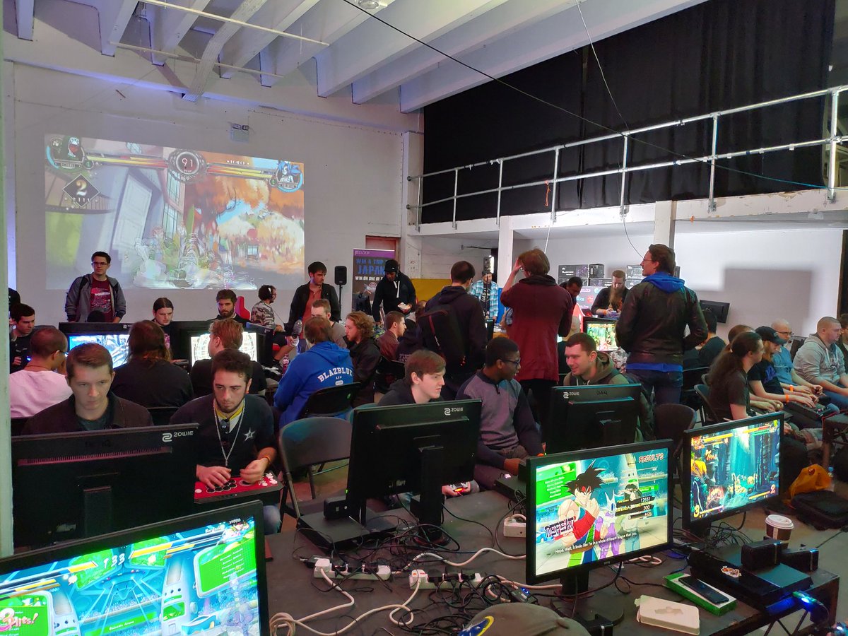ZOWIEConsole's tweet photo. To assure a fair lag free head to head competition, #RevoUK2018 , the first stop of #ArcREVO, is using our official PS4 licensed RL2460 monitor. https://t.co/M2KRsgd83E