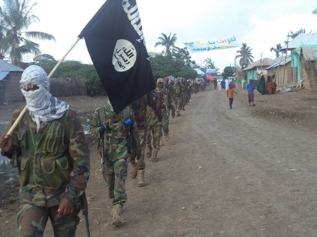 bulqaas135's tweet photo. #Alshabaab seizes several villages outside Balad town which about 30 KM north to the Somali capital #Mogadishu . Well armed  masked militants flooded to the villages according to the villages Mukay Dheere &amp; Yaaq. https://t.co/4OoD2AnDUN https://t.co/jJczhGj5eL