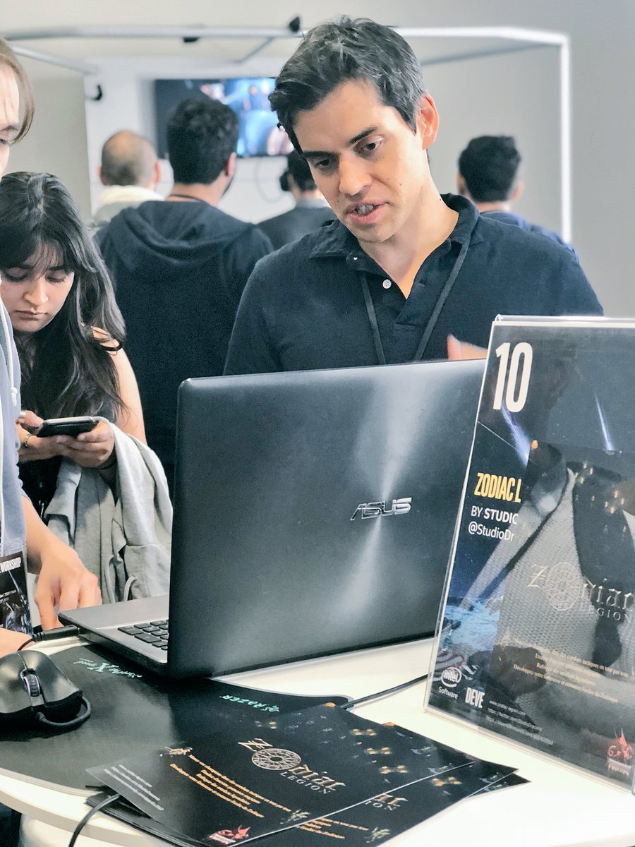 BeMyAppFR's tweet image. #BuzzWorkshop @DraconInt @IntelSoftware short break #devshowcase next David Elahee, Code Artist &amp;amp; Boss @blackmag_c