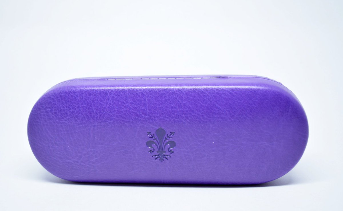 EdoCollection1's tweet image. Leather Eyeglasses Slim Case-Purple 
$24.00
➤ goo.gl/BkRUfC
via @outfy