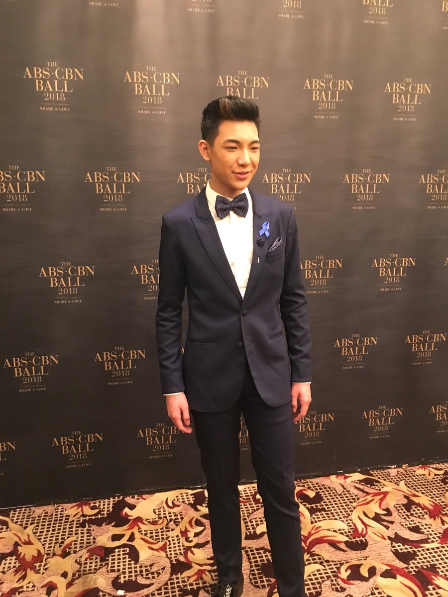 rapplerdotcom's tweet image. Alexa Ilacad and Darren Espanto are also here! #ABSCBNBall2018 💫https://t.co/qPHFkDCWx9