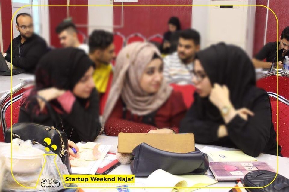 najma_bnon's tweet photo. besties 💕🕊 #swnajaf #SWN2018 #sculptoon team https://t.co/5ZEHf0HoNx