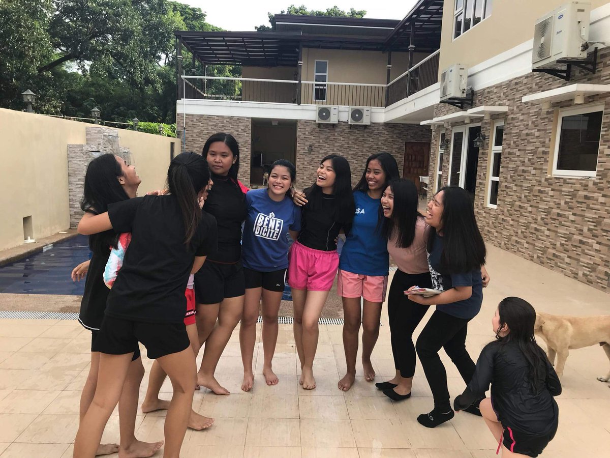 ISAIAHAHAH's tweet photo. choi: oh sige candid tawa kayo
jesse: HAKDOG

russelle: https://t.co/UDq4KmXNMS