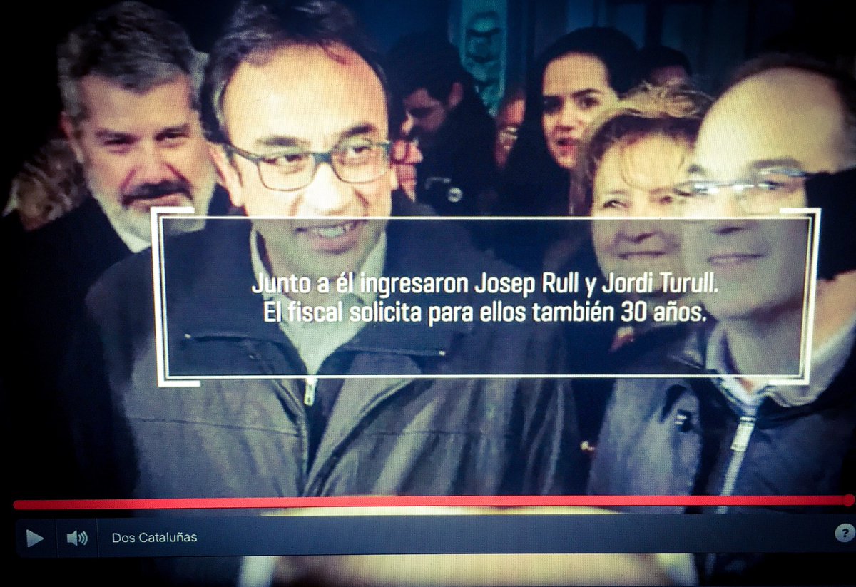 esther_flu's tweet photo. Mit dem gestern veröffentlichten Netflix Dokufilm Two Catalonia kommen viele Erinnerungen an eine Wahlkampagne auf, die selbst in 1h56min schwer erklärbar ist. https://t.co/futYGH6Tdt