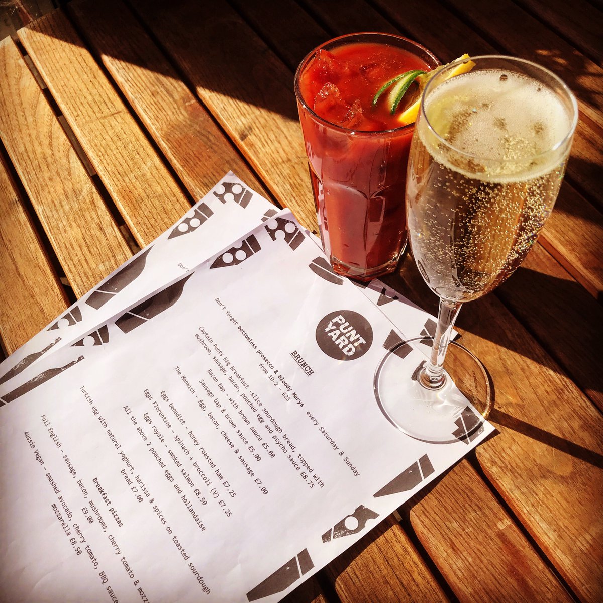 It’s time for brunch! Bottomless Prosecco and Bloody Marys with any brunch item, only £25 per person Saturday and Sunday 10am to 2pm.
#brunch #prosecco #bloodymary #saturday #cambridge #cambridgelife #lastdaysofsummer #photooftheday #breakfastpizza #bottomlessbrunch #pizzaparty