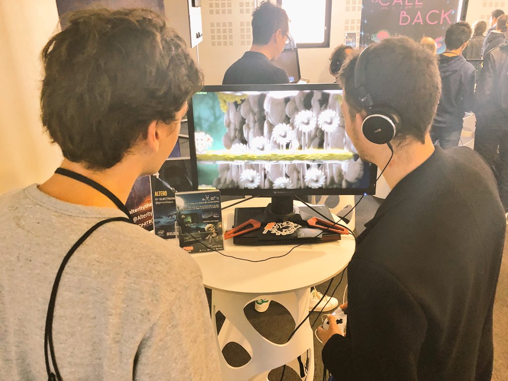 BeMyAppFR's tweet image. #buzzworkshop #lunch is open #devshowcase too :) don’t forget to get your photo! @IntelSoftware