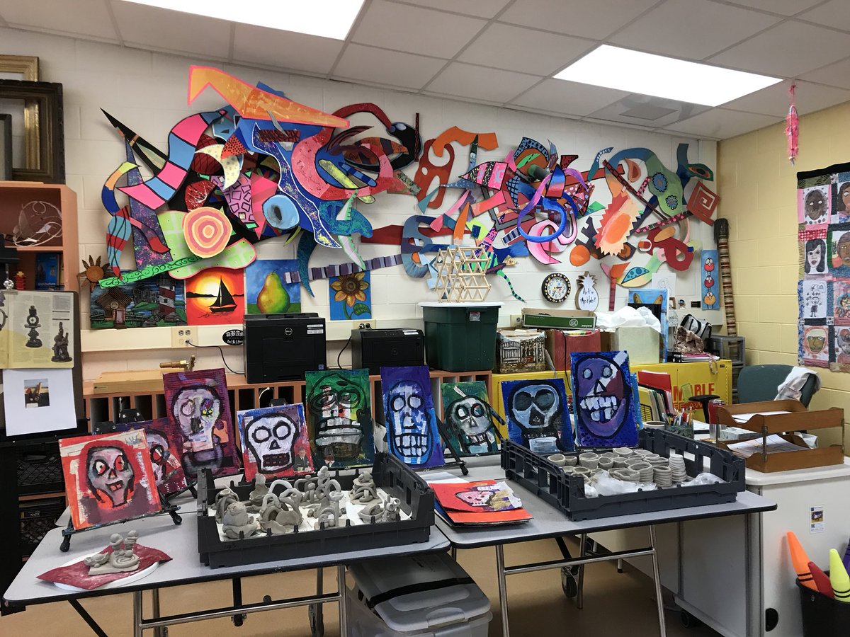 VBCPSVisualArt's tweet photo. Inspiration  from the Renaissance Academy! https://t.co/3M3DNewfd3
