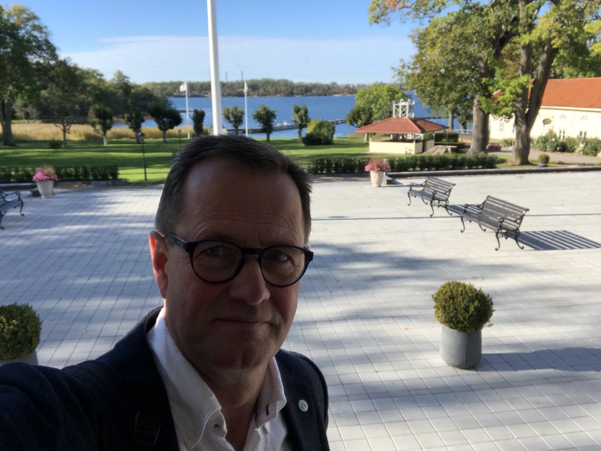 StefanJutterdal's tweet photo. Här ett offensivt gäng fackliga förtroendevalda inom @fysioswe på regionmöte i Västervik. Deltagare från Halland, Jönköping, Östergötland, Gotland och Kalmar-distrikten #offensiv #hällbarhälsa #svmed https://t.co/pkfnoGvSr6