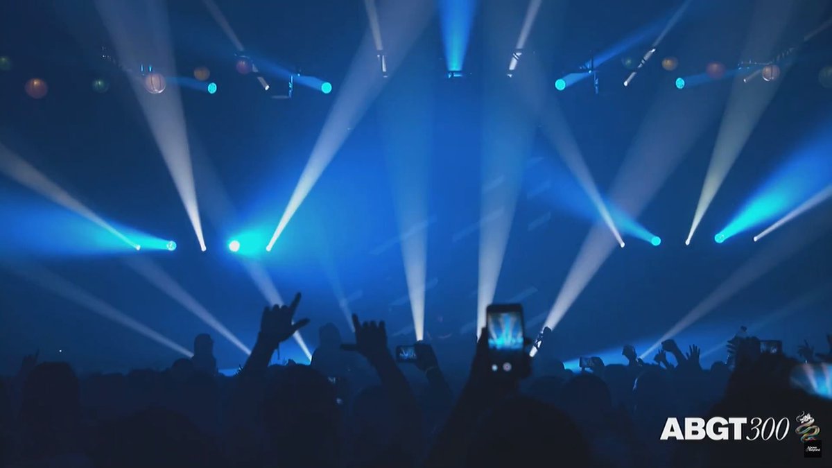 Now on live 🔴

▶︎youtu.be/5VC7zEFUIVk
#ABGT300 <a href="/grummmusic/">G R U M</a> <a href="/aboveandbeyond/">Above & Beyond</a> @anjunabeats