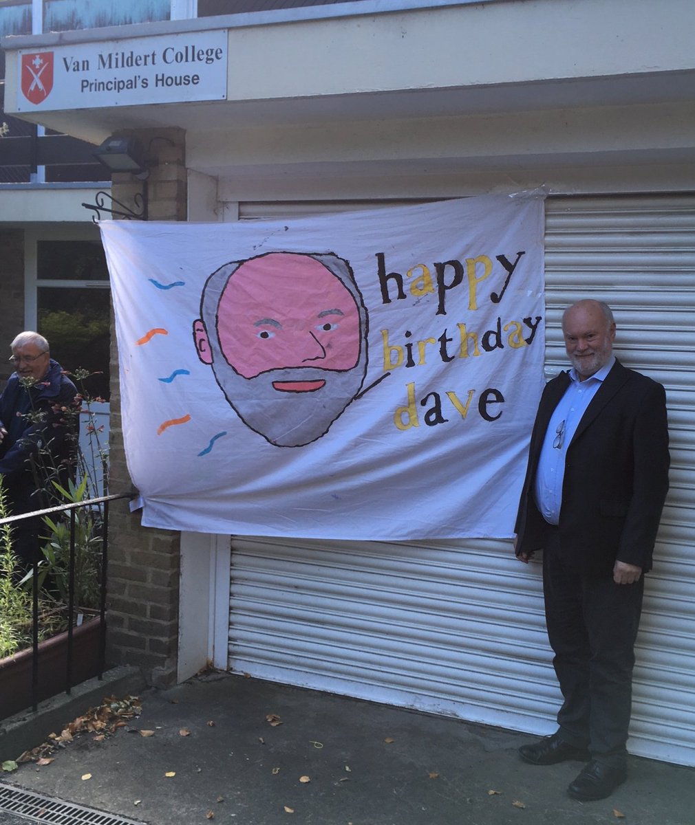 ProfDATHarper's tweet photo. Thanks @vanmildert1965 @Van_Mildert_JCR @VMFreshers for the super birthday surprise! https://t.co/msL3tqTiuP