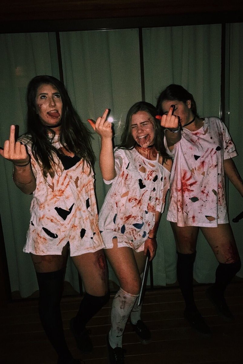 XOXO_JPN2's tweet photo. 😈Halloween Girls Costume😈

グループで合わせてインスタ映えを意識✨

来る子たちはどんな仮装で来るかワクワクです🔥🔥
スタッフ全員仮装しますよ👻

チケットまだ予約してない！って方はDMください🎃

#XOXOHALLOWEEN https://t.co/93wKbxHhy9