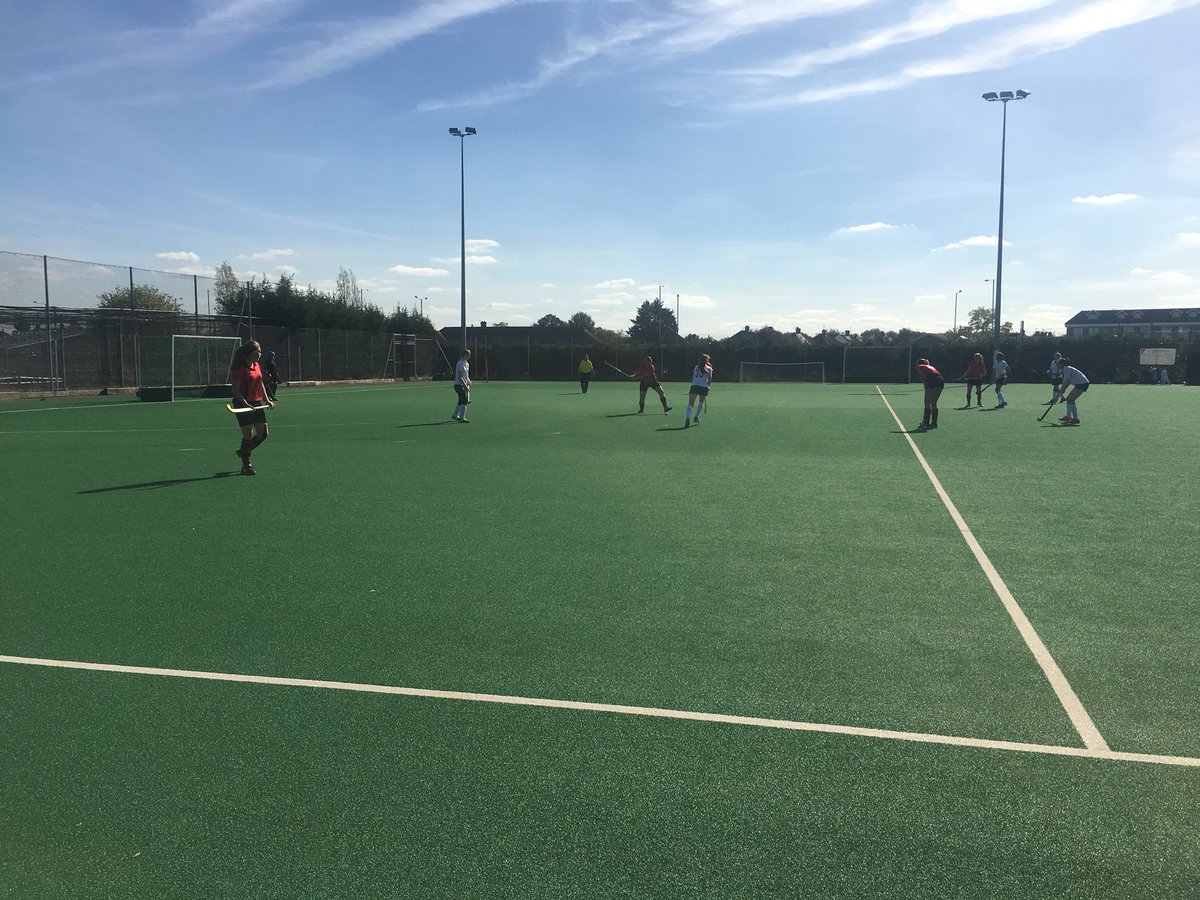 AshfordHockey's tweet photo. Ladies 4s winning 1:0 entering the final phases of the game! https://t.co/dfnxtfRvax