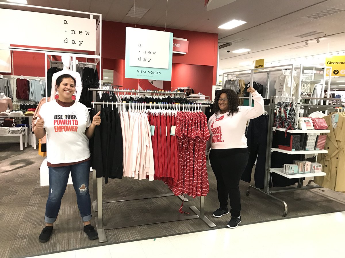 peanutpapi's tweet photo. Check out Vital Voices Limited Time Collection! Love the message, celebrating the passion, strength, and undeniable power of women #ANewDay#becourages @Christina_Cham @Cr8iveAlexander @sheila2702 @bdiron21 https://t.co/LQYu6hrDfb