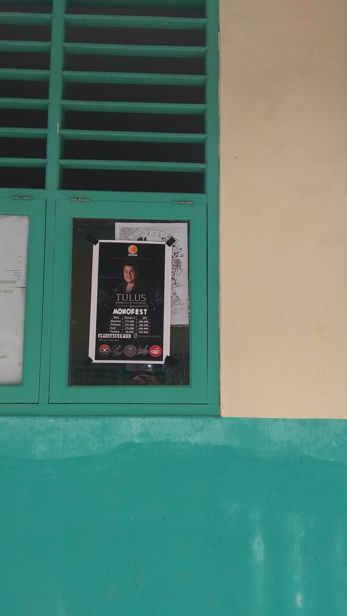 Yok Marii, langsung ke sekretariat OSIS aja 👌