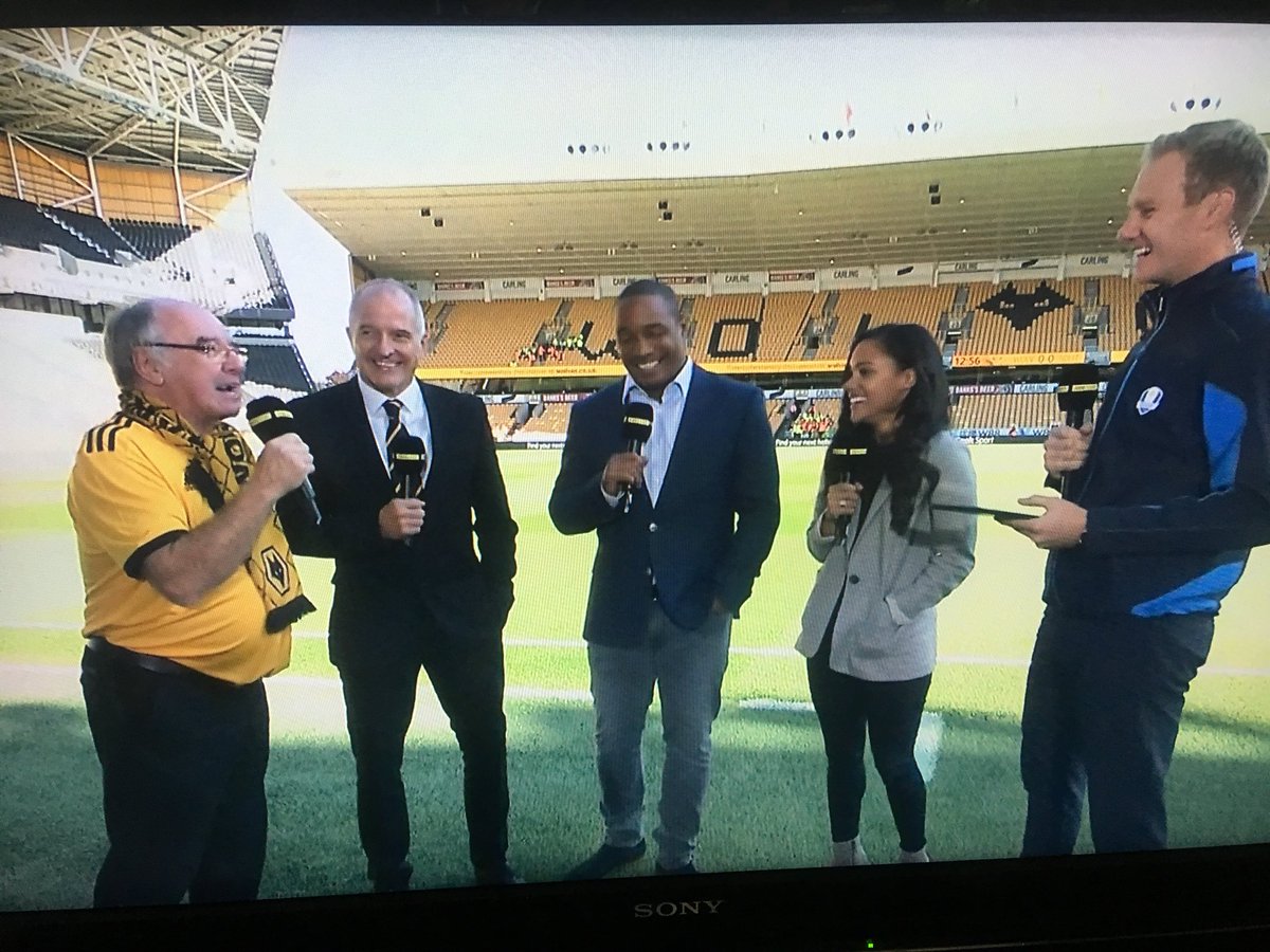 madzip's tweet image. @HamillHimself your team @Wolves have a big game today. Give them a shout out for luck 👍