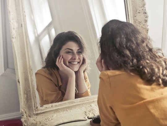 Evelyn_Marinoff's tweet photo. 13 Simple Ways to Improve Your Self-Esteem by @susiemoore -1. Don't obsess over mistakes..
https://t.co/0P0gsh2Yk2 #abetteryou #conficence #loveyourself https://t.co/L2hqqt4jT0
