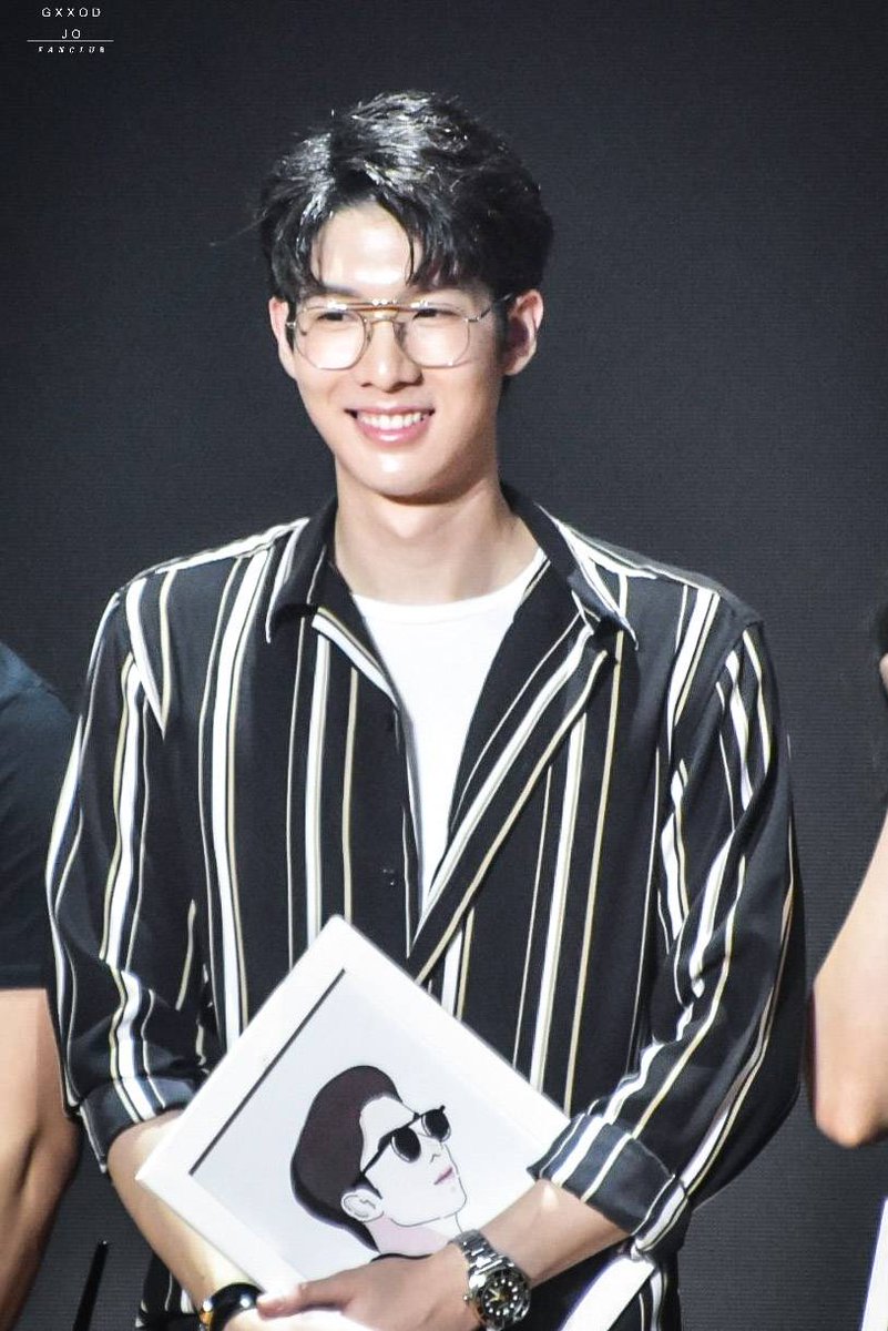 GxxodJoFan's tweet photo. [ 180929 ] #CUCL73Audition 

พี่โจขาาา 😍😍

@kavinpat_t 
#kavinkvp 
#cucl71 
#GxxodJoFan https://t.co/EYLXfPoB1M
