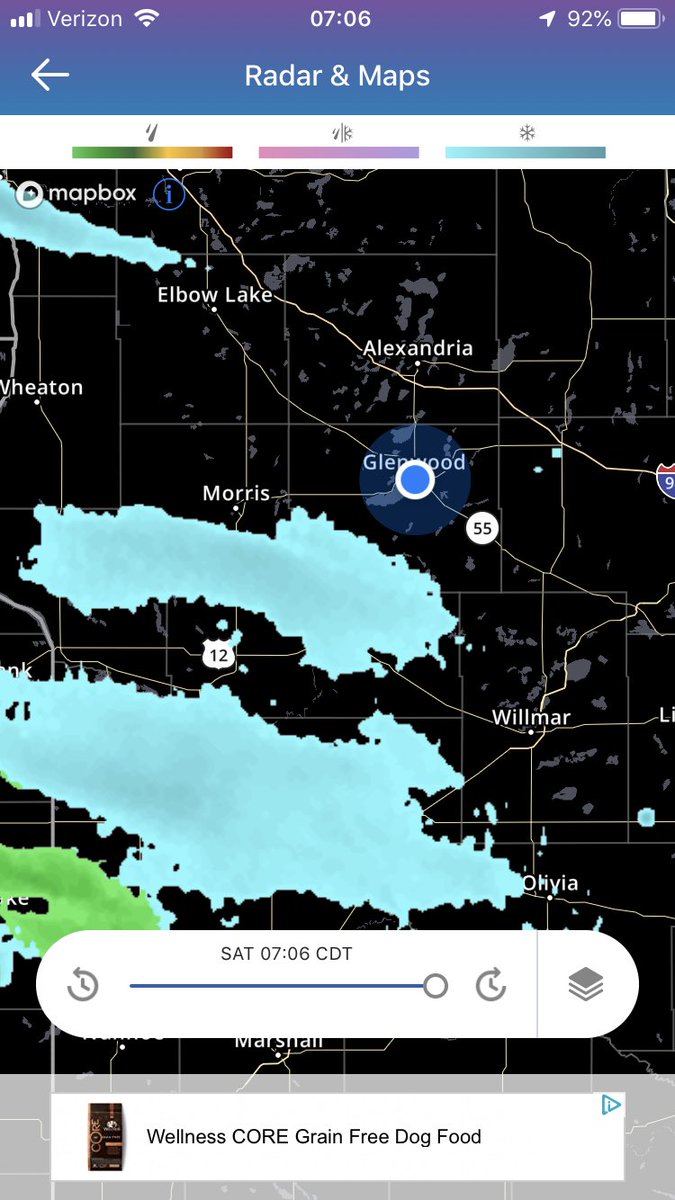 MedicChan's tweet photo. Uhh... #mnwx #firstsnowflakes @Pilotparamedic1 @BoKnowsWeather @NWSTwinCities https://t.co/F74KLWh9Ne