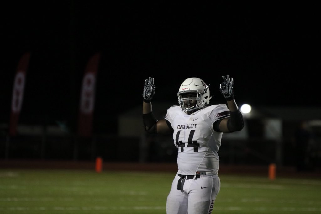 <a href="/miles_loading22/">Isaac Miles</a> had 26 carries for 120 yards and <a href="/javarislawson44/">Javaris Lawson</a> had 5.5 tackles in last night’s win over Ray. #SWARM