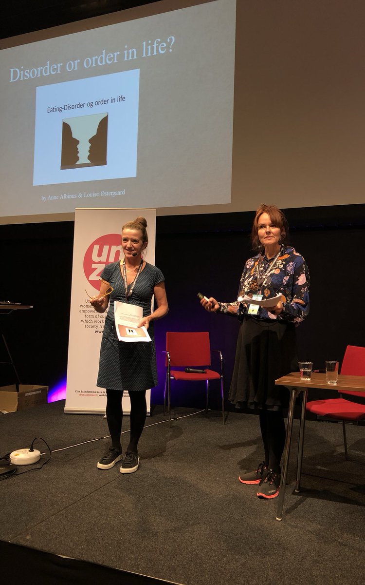 unizonjourer's tweet photo. Order out of chaos: working eating disorders with Response-Based Practice have proven succesful by:
•seeing the disorder as a way of creating order
•not individualising the problem, instead focus on structures and society
• investigating underlying reasons
#dignity2018 https://t.co/nc4916JxxV
