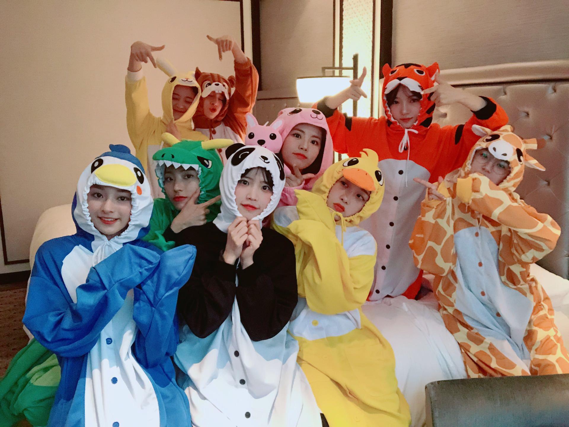 DoQvTGJU4AcP4cR.jpg:orig